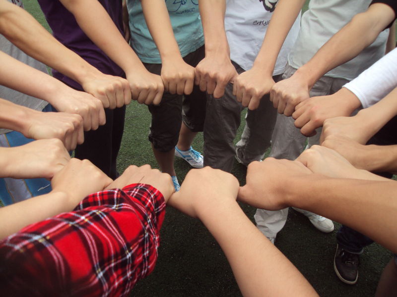 �ֱ��������F����ȫ����Ƹ�˲�